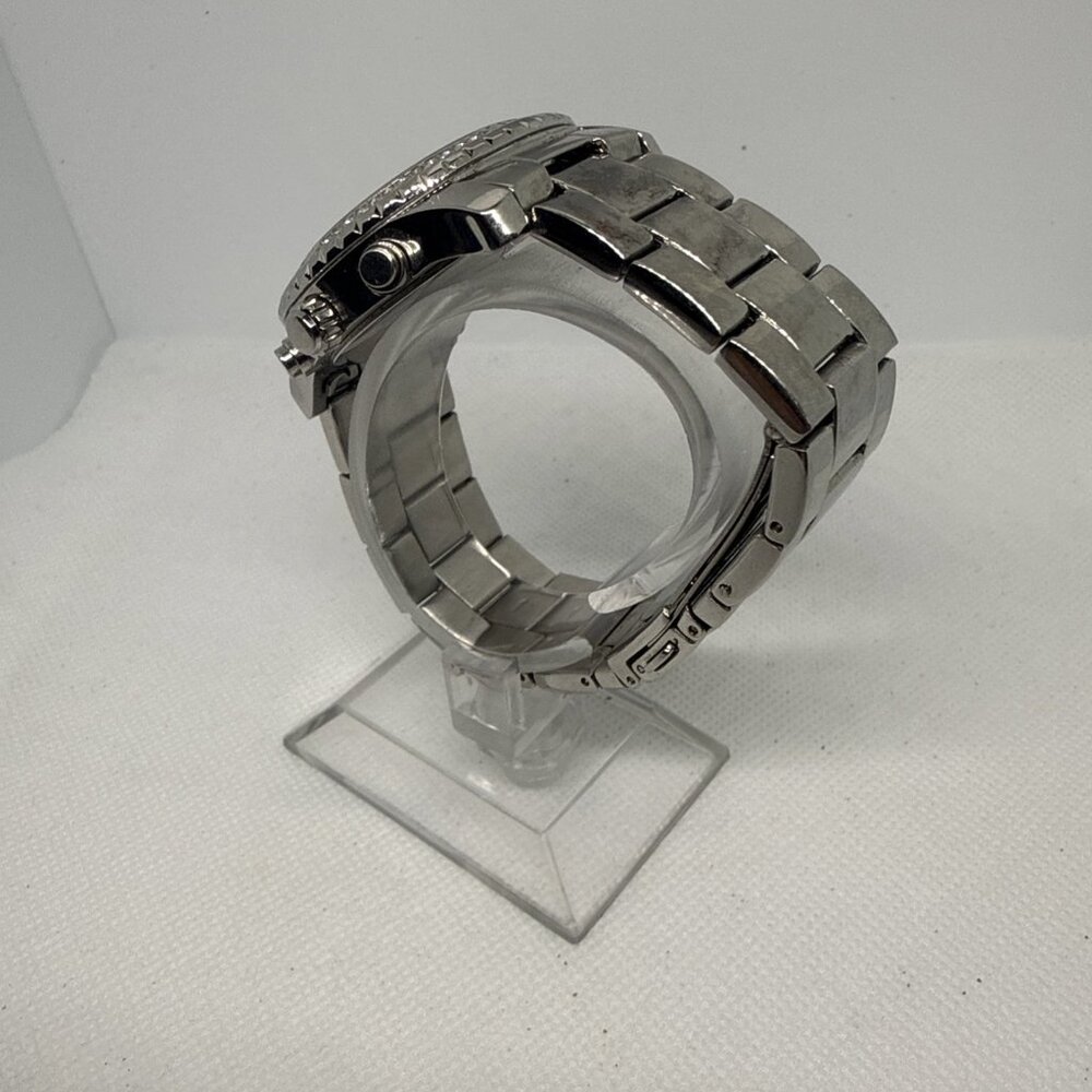 GUESS U0851L1 Women's Sporty 36mm Quartz Silver Crystal Bezel Steel Bracelet - Picture 4 of 16